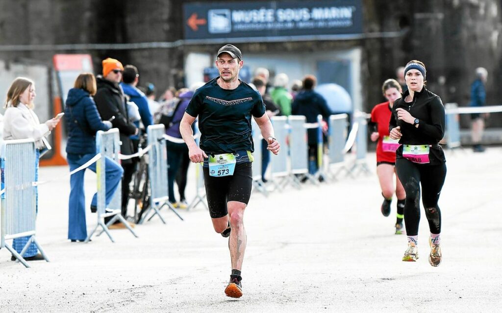 L’athlète du Cima Pays d’Auray, Julien Le Corff, dominateur sur le 21 km du Run à L’Orient