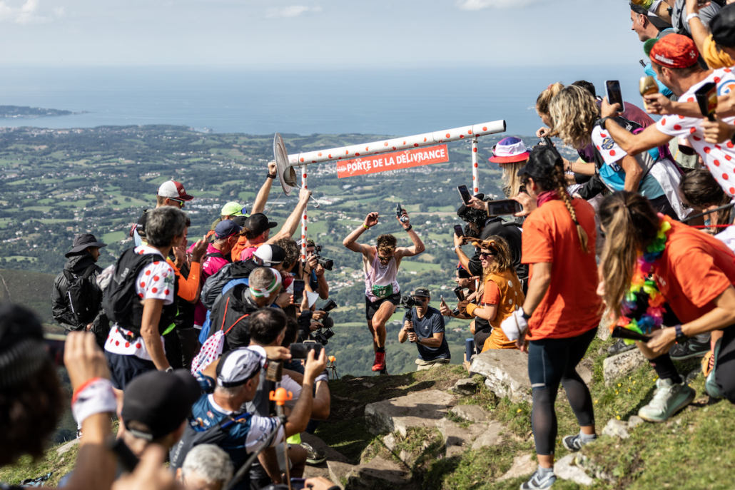 Robin Juillaguet au sommet de la Skyrhune