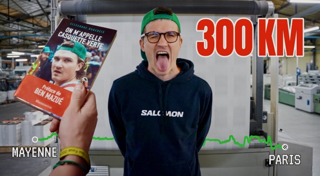 Casquette verte parcourt 280 km pour apporter un livre à sa maman